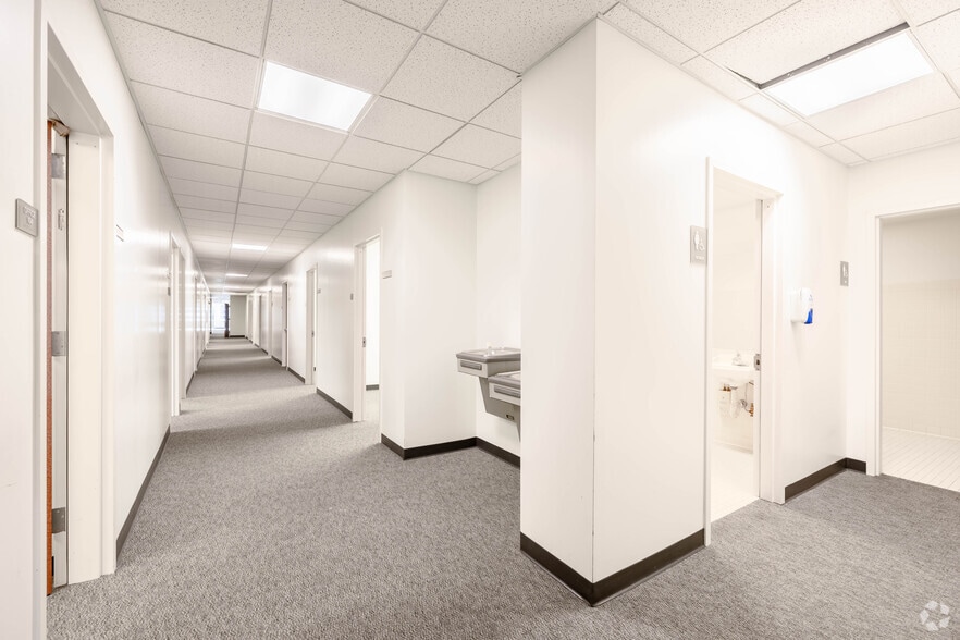 More Photos Of 1950 University Ave, Berkeley Loft Creative Space For Sale