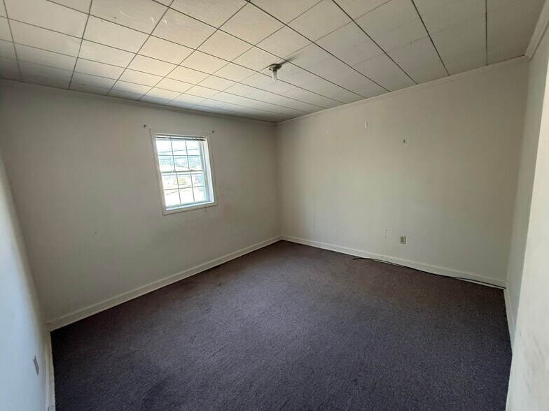 More Photos Of 67 Falls Ave, Granite Falls Multifamily For Sale