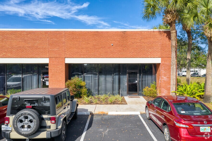 More Photos Of 7151 University Blvd, Winter Park Medical For Lease