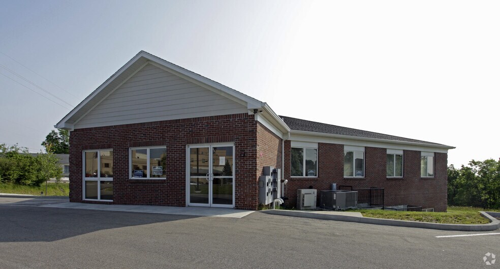 More Photos Of 272 Bielby Rd, Lawrenceburg Medical For Lease