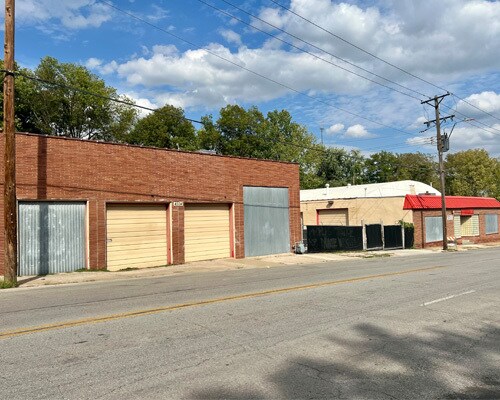 More Photos Of 4500-4508 E 27th St, Kansas City Service For Lease