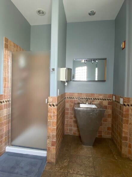 More Photos Of 7500 E Pinnacle Peak Rd, Scottsdale Loft Creative Space For Lease