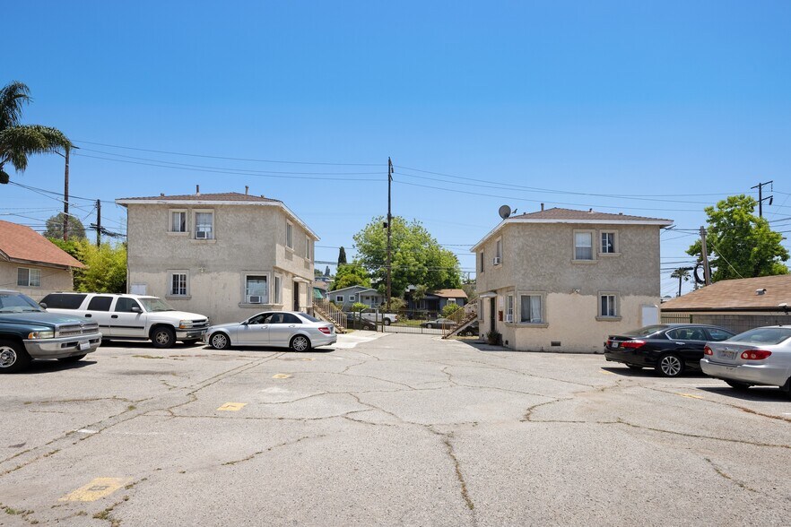 More Photos Of 1223 N Avenue 56, Los Angeles Apartments For Sale