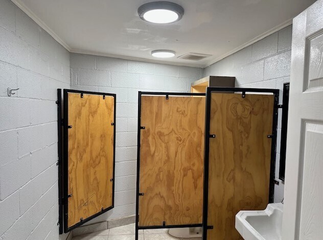 More Photos Of 541 Roosevelt Ave, San Antonio Warehouse For Lease