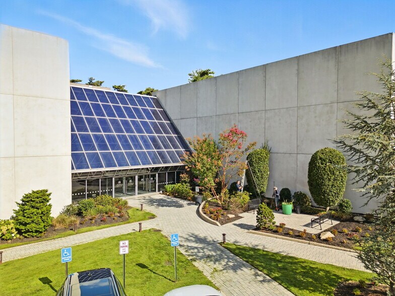 More Photos Of 700 Veterans Memorial Hwy, Hauppauge Unknown For Lease