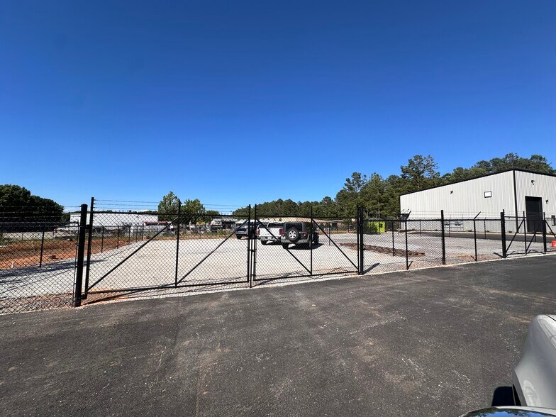 More Photos Of 701 Industrial Park Drive Dr, Evans Light Distribution For Lease