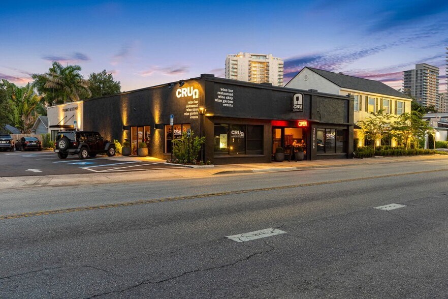 More Photos Of 2506 S Macdill Ave, Tampa Storefront For Lease