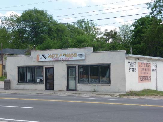 More Photos Of 878 Donald Lee Hollowell Pky, Atlanta Freestanding For Lease