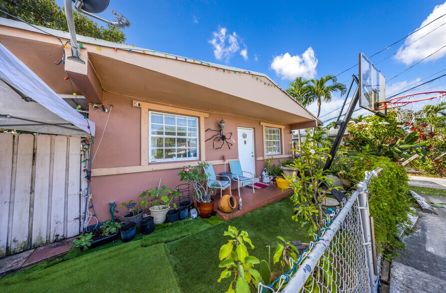 More Photos Of 3126 NW 28th St, Miami Apartments For Sale