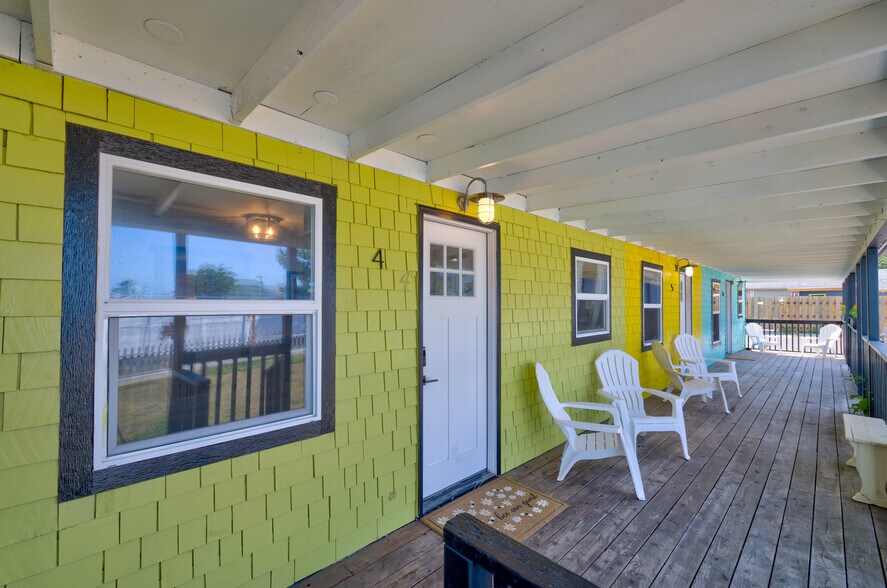 More Photos Of 601 Pacific Ave S, Long Beach Storefront Retail Residential For Sale