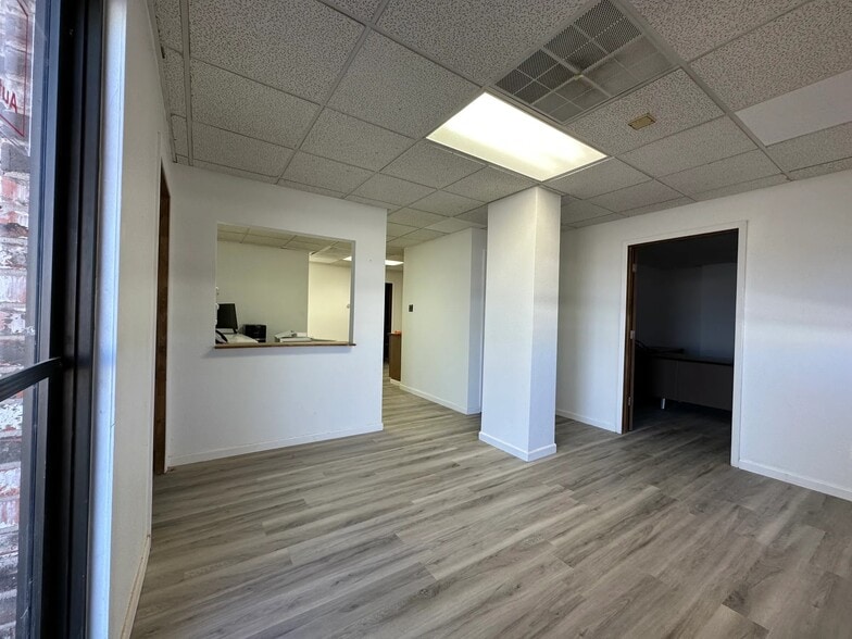 More Photos Of 3305 W Interstate 20, Midland Office For Lease