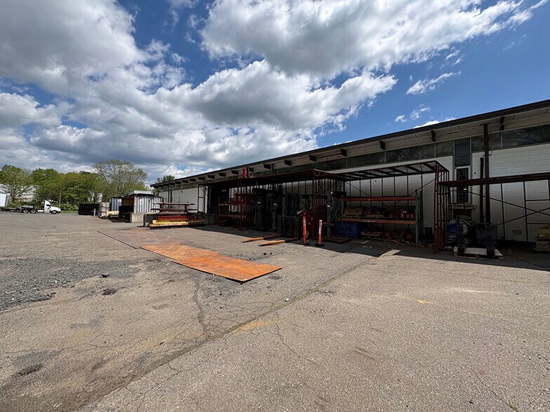 More Photos Of 65 Spring Ln, Farmington Manufacturing For Sale