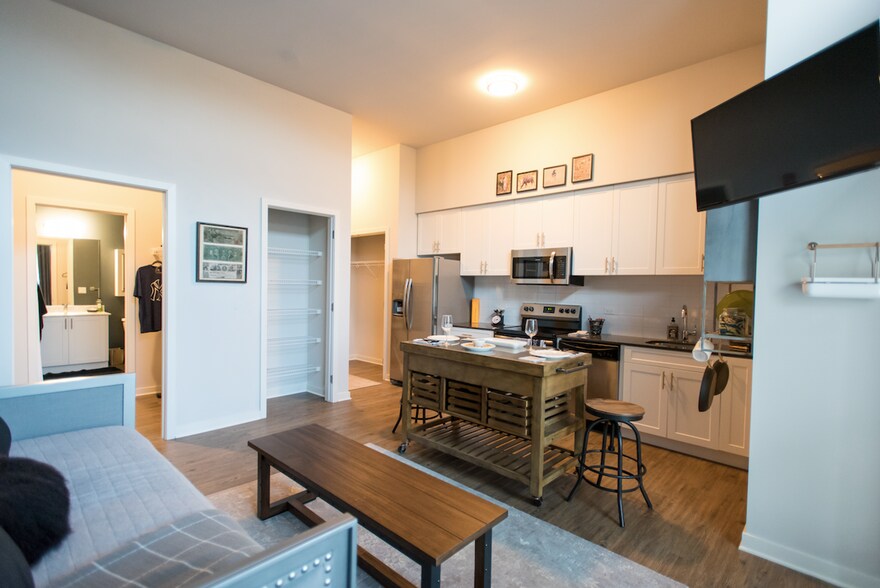 More Photos Of 26 University Place Blvd, Jersey City Apartments For Lease