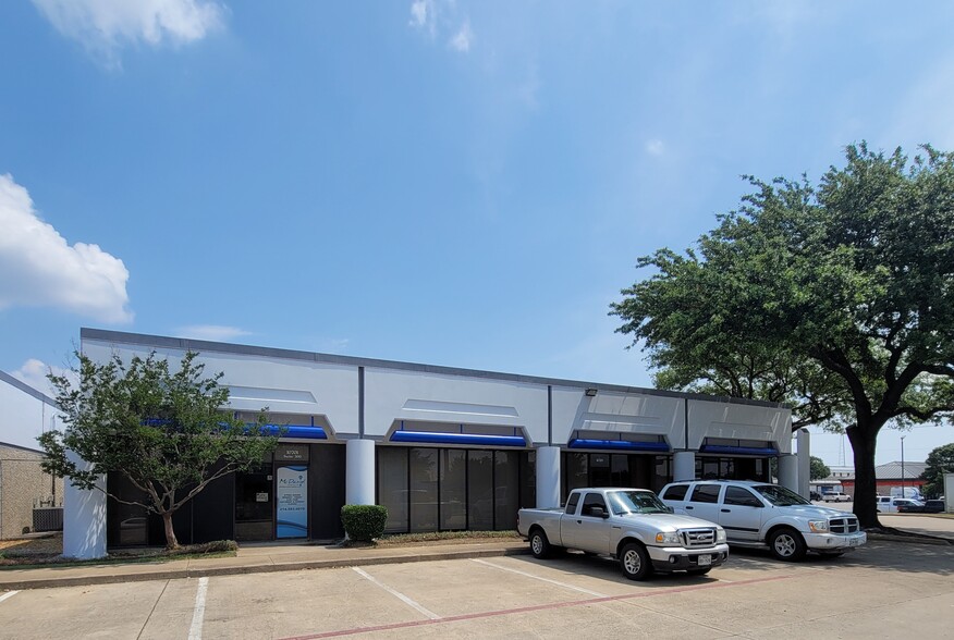 Primary Photo Of 10701-10727 Plano Rd, Dallas Unknown For Lease