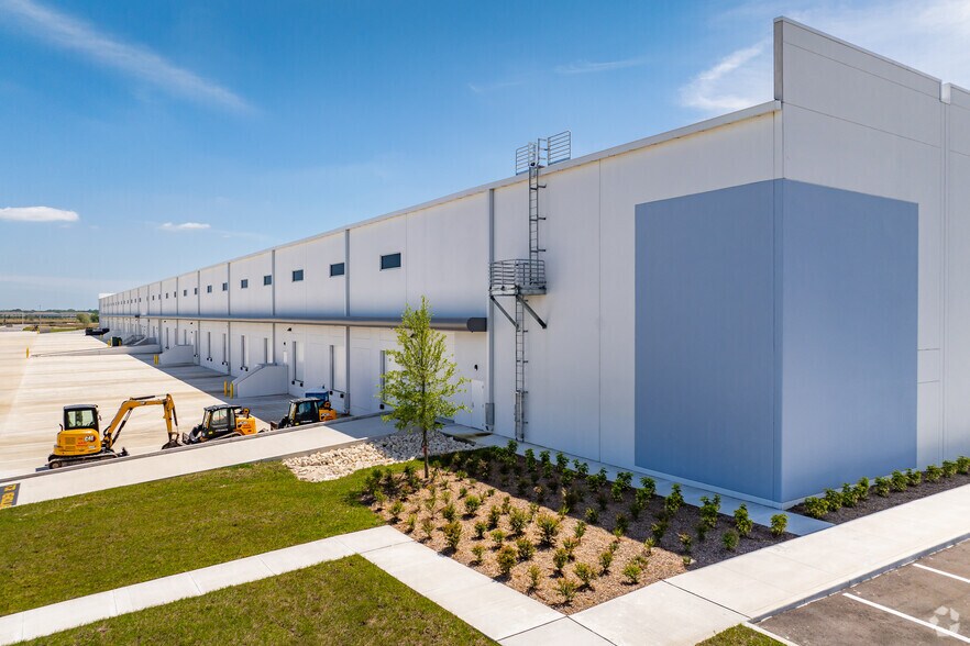 More Photos Of Sunlake Blvd & State Road 54, Lutz Unknown For Lease