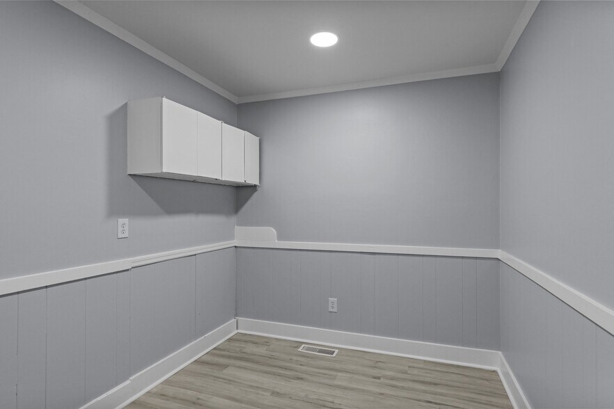 More Photos Of 208 Penny Ln, Morehead City Medical For Sale