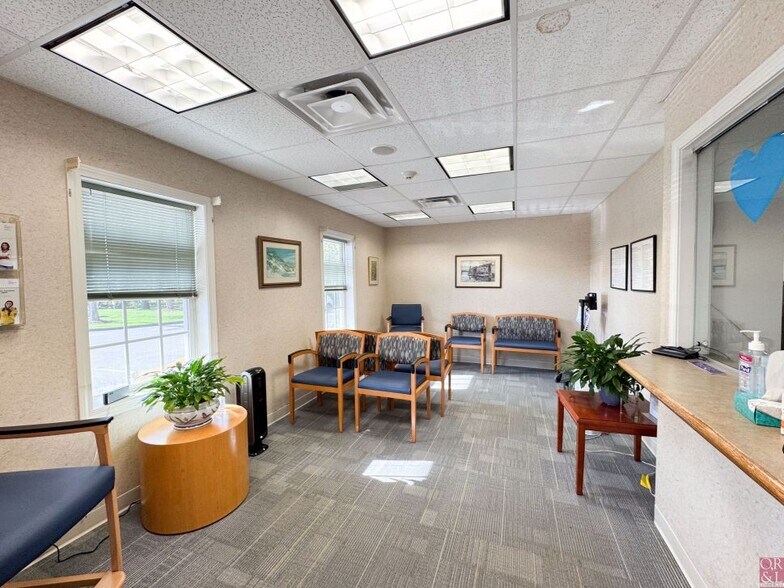 More Photos Of 5 Durham Rd, Guilford Medical For Sale