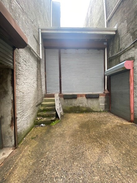 More Photos Of 230-236 Marshall St, Elizabeth Manufacturing For Lease