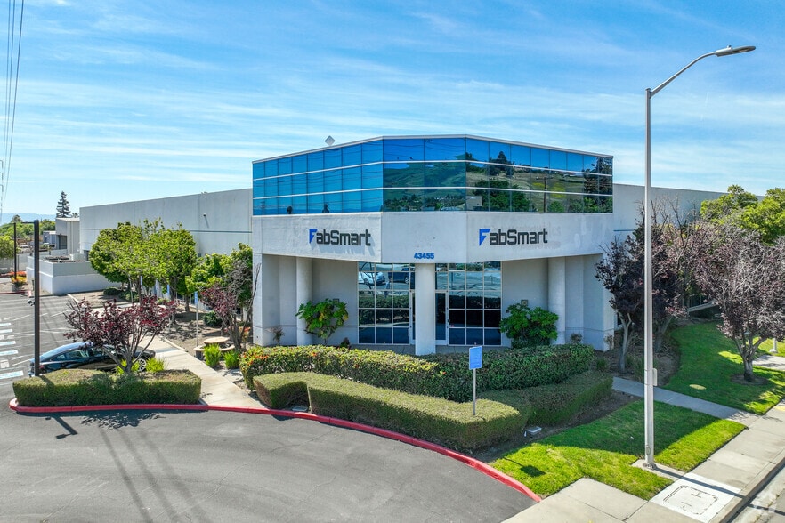 Primary Photo Of 43455 Osgood Rd, Fremont Warehouse For Lease