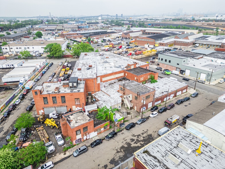 More Photos Of 150 Avenue L, Newark Warehouse For Sale