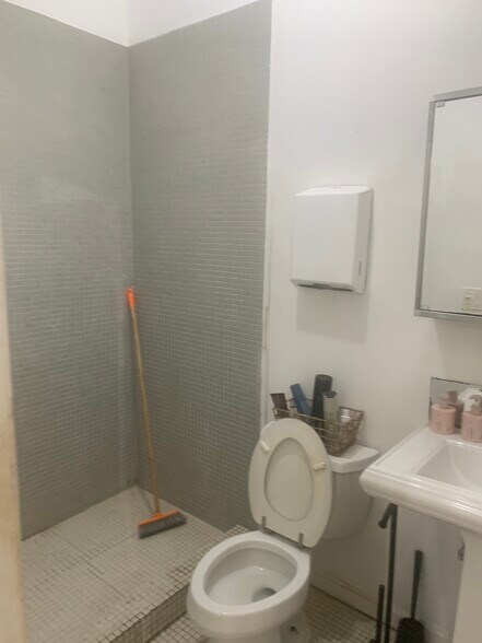 More Photos Of 254 E 3rd St, New York Apartments For Lease