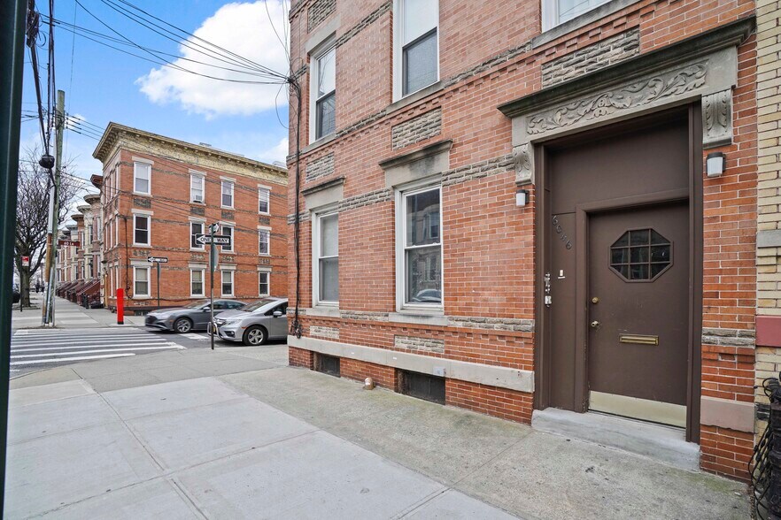 More Photos Of 6046 Putnam Ave, Ridgewood Apartments For Sale