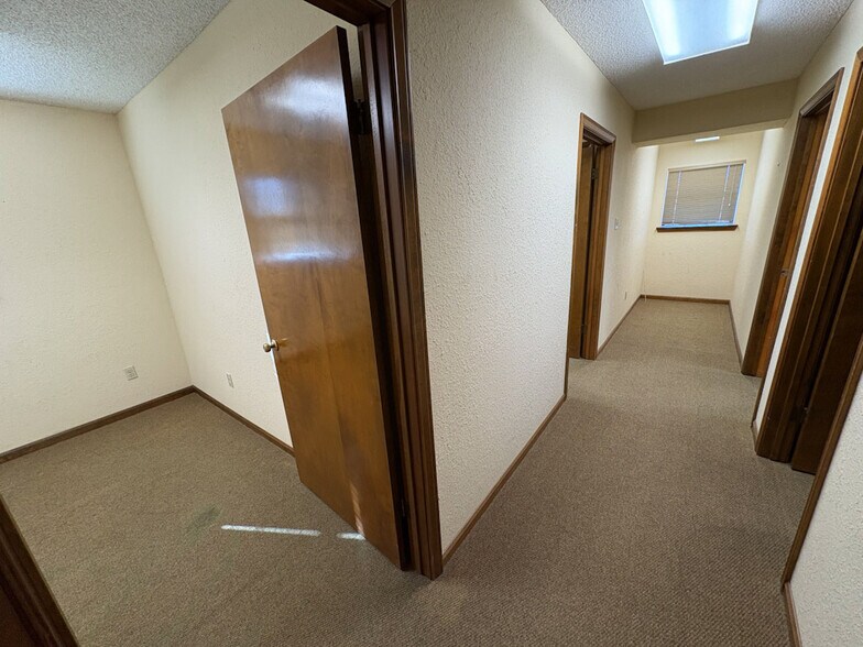 More Photos Of 12192 Tx-62, Orange Office Residential For Sale