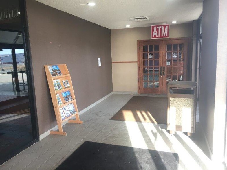 More Photos Of 2315 N Broadway, Minot Hospitality For Sale