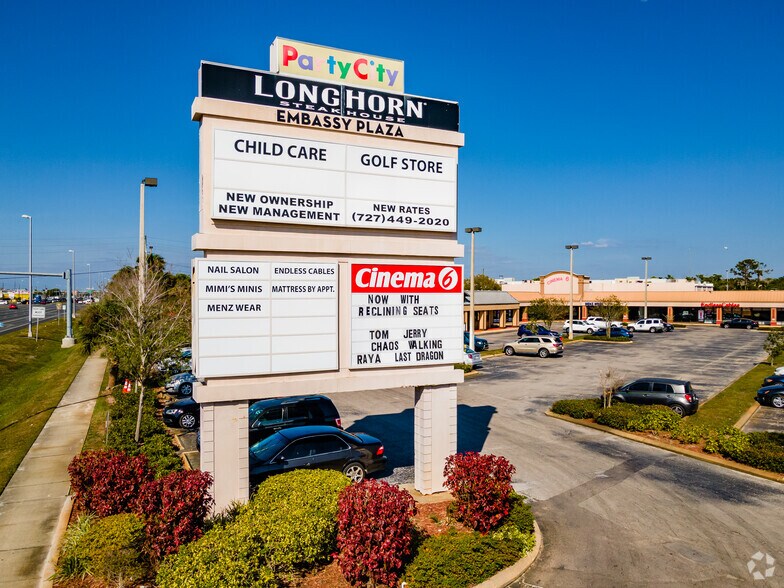 More Photos Of 9426-9524 US Highway 19 N, Port Richey Unknown For Lease