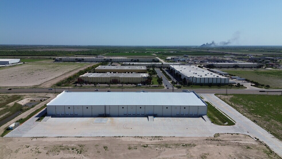 More Photos Of 890 E Military Hwy, Pharr Distribution For Sale