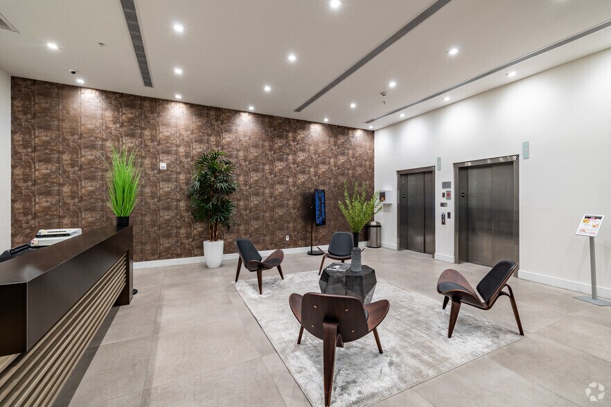 More Photos Of 800 SE 4th Ave, Hallandale Beach Office For Lease