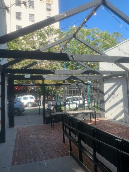 More Photos Of 1335 Pacific Ave, Santa Cruz Restaurant For Lease