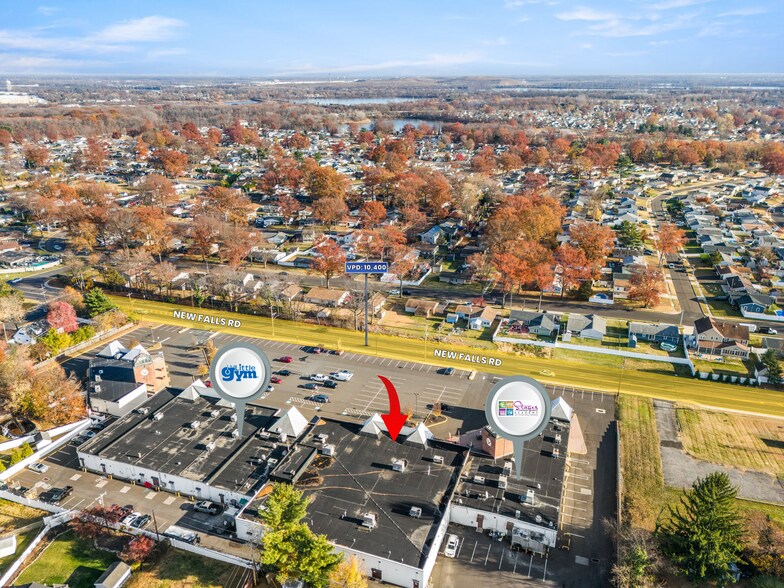 More Photos Of 8919 New Falls Rd, Levittown Storefront For Lease