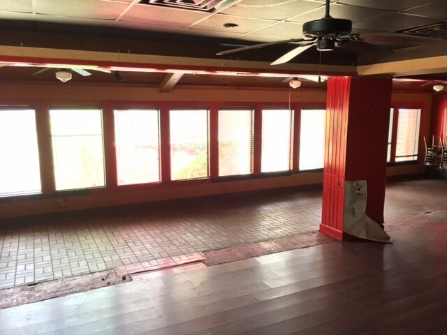 More Photos Of 10455 Reiger Rd, Baton Rouge Hotel For Sale