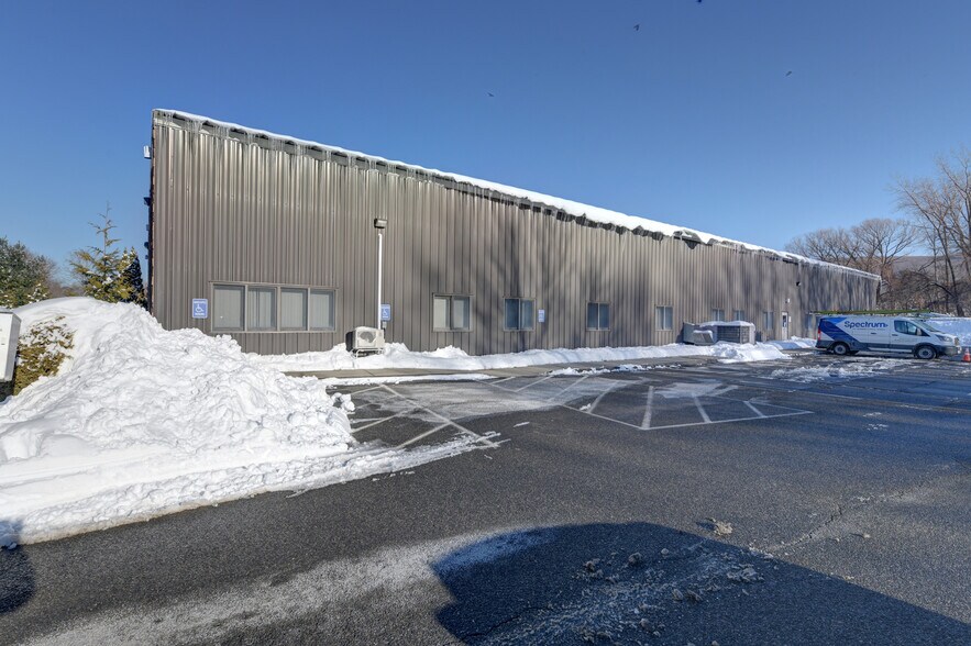 More Photos Of 4 Federico Dr, Pittsfield Office For Sale