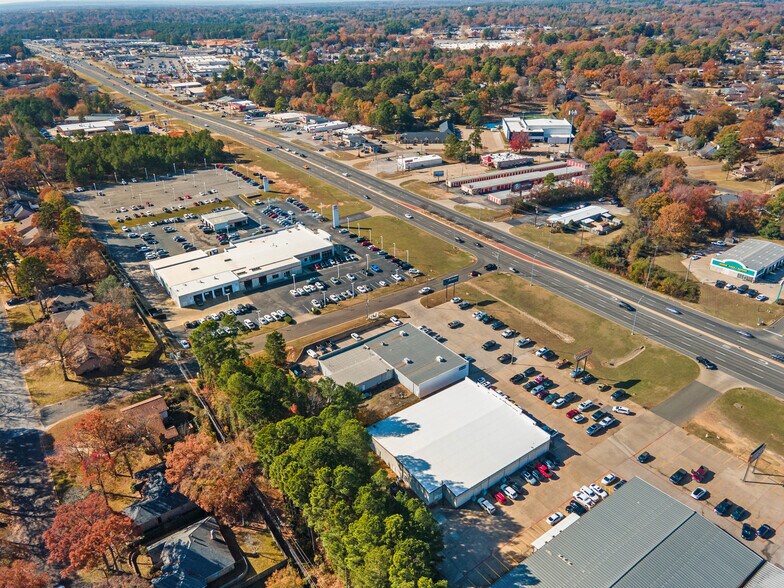 More Photos Of 1310 W Loop 281, Longview Freestanding For Sale