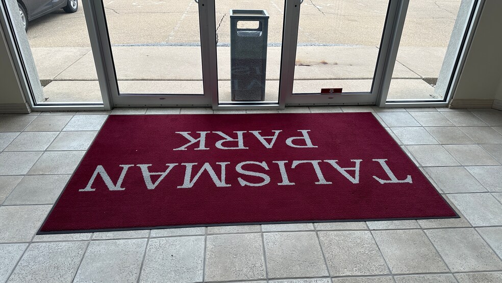 More Photos Of 3051 Progress Way, Kaukauna Coworking Space