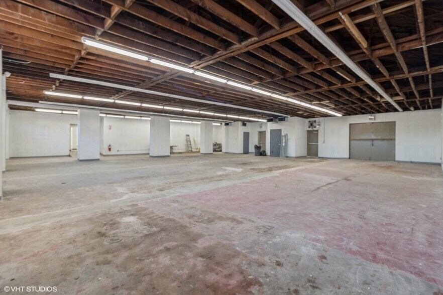 More Photos Of 4650 S Indiana Ave, Chicago Storefront For Sale
