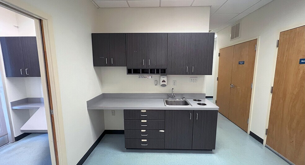 More Photos Of 5388 Discovery Park Blvd, Williamsburg Medical For Lease
