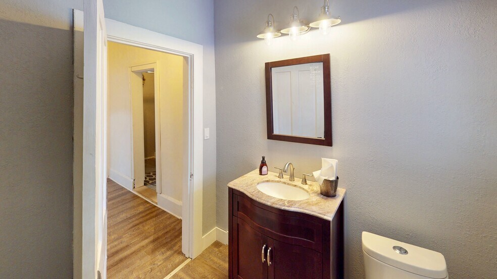 More Photos Of 140 W Front St, Perrysburg Office For Sale