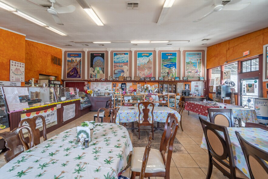 More Photos Of 1412 N Magnolia Ave, Ocala Restaurant For Sale