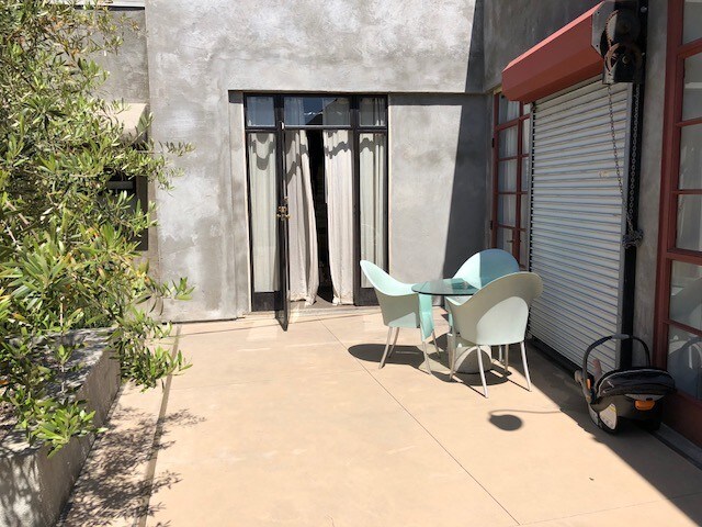 More Photos Of 612-624 Hampton Dr, Venice Loft Creative Space For Lease