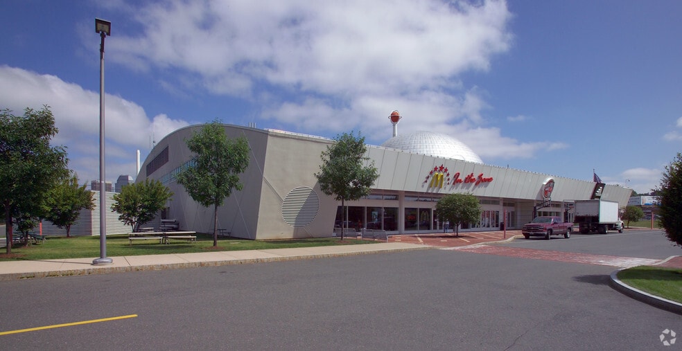 More Photos Of 1000 Hall of Fame Ave, Springfield General Retail For Lease