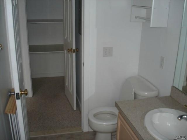 More Photos Of 543 Newfield Ave, Stamford Storefront Retail Residential For Sale