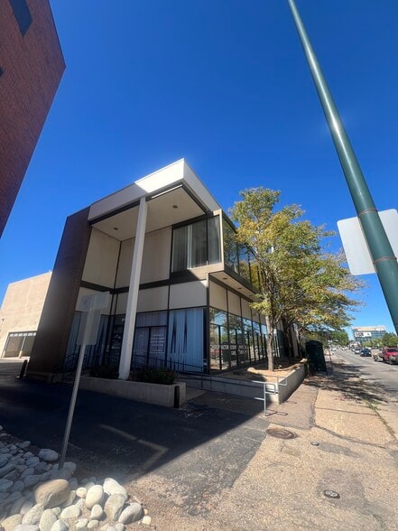 More Photos Of 677 S Colorado Blvd, Denver Office For Sale