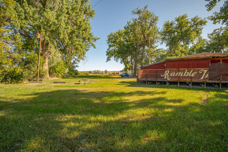 More Photos Of 13899 MT HIGHWAY 200 Hwy, Sun River Bar For Sale
