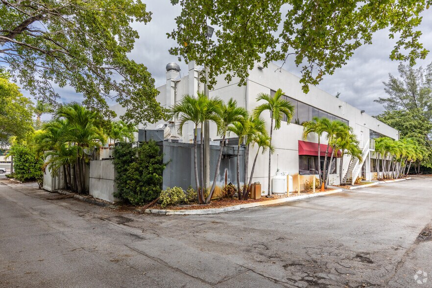 More Photos Of 7910 NW 25th St, Doral Medical For Lease
