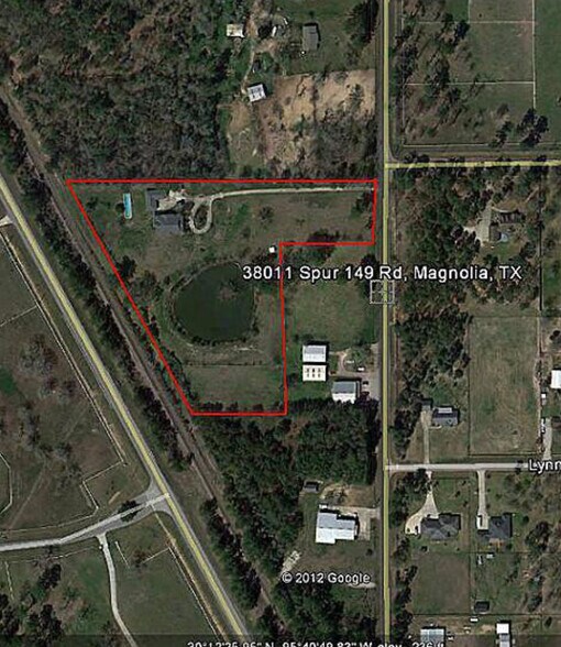 More Photos Of 38011 Spur 149 Rd, Magnolia Office Residential For Sale