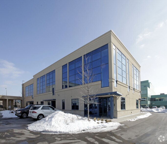 More Photos Of 2380 Bristol Cir, Oakville Office For Sale