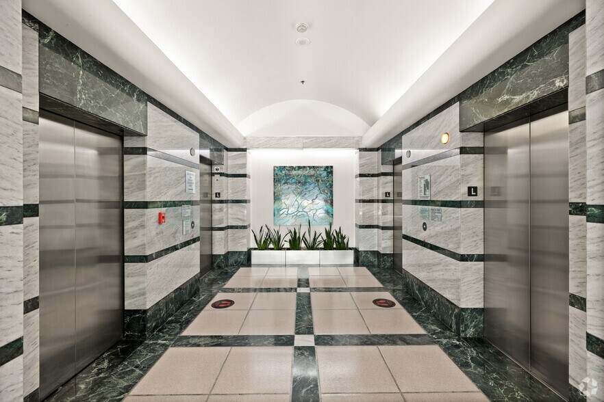 More Photos Of 5805 Sepulveda Blvd, Sherman Oaks Office For Lease